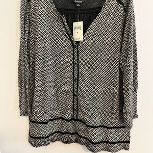 Lucky Brand NWT Black and White Geometric Women's Top